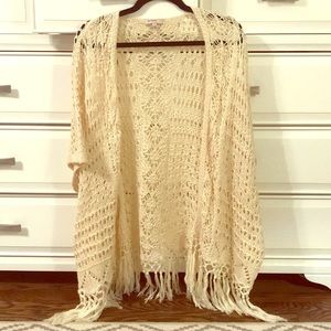 Women’s shawl/shrug